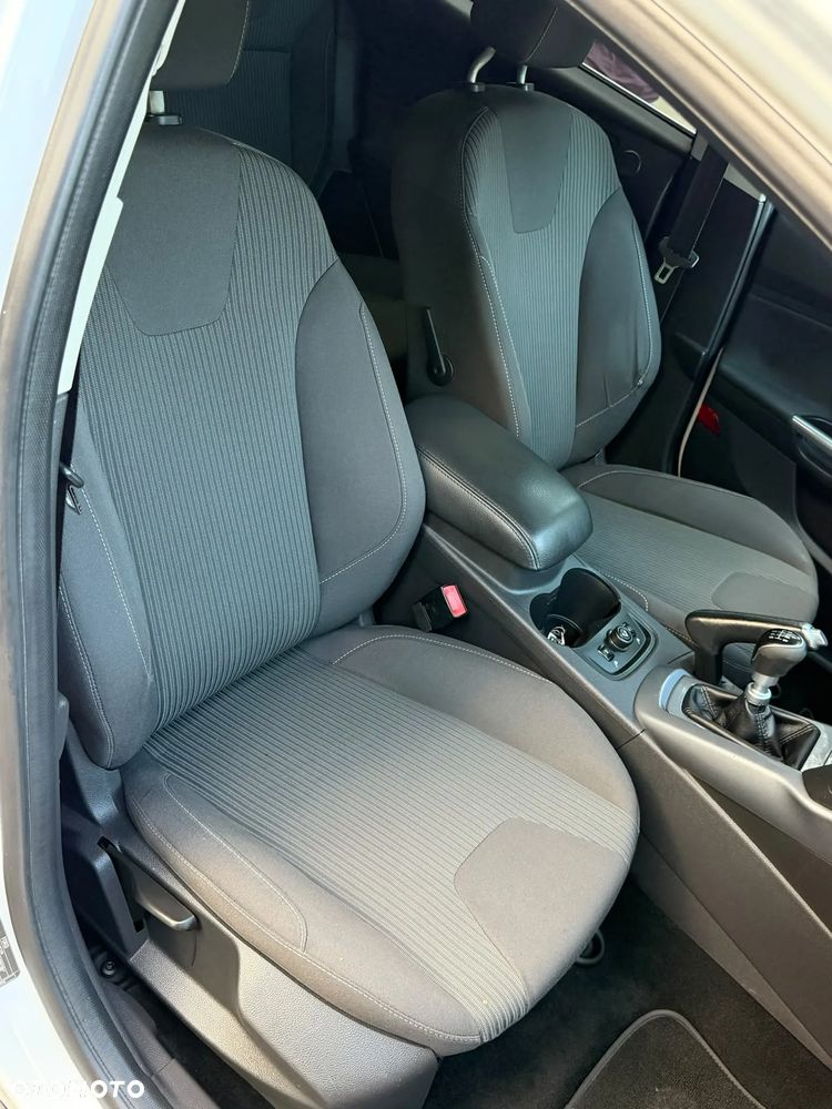 Ford Focus - 16