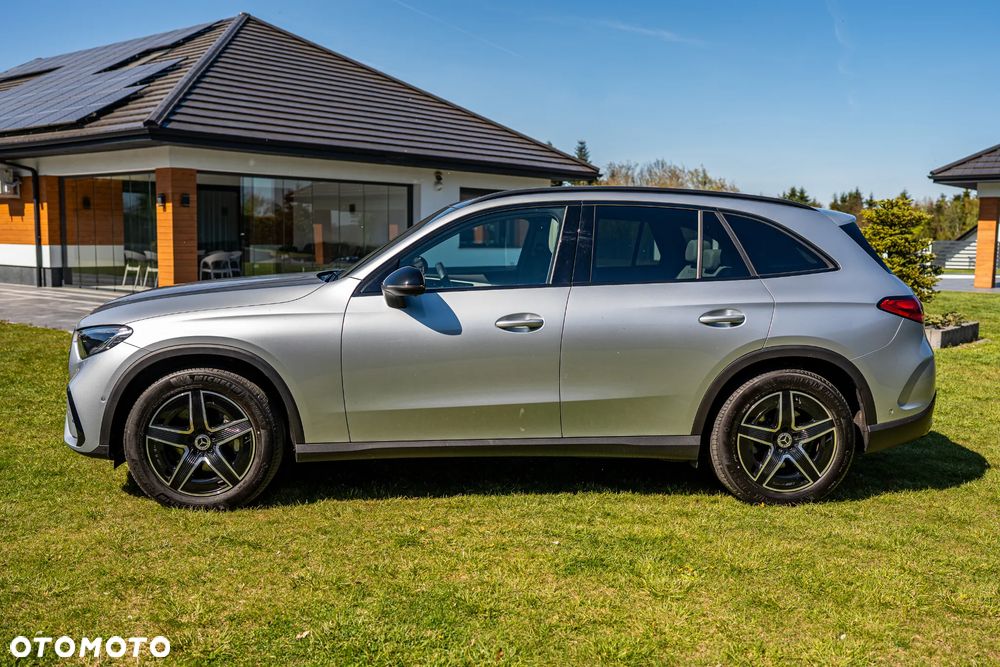 Mercedes-Benz GLC 220 d mHEV 4-Matic AMG Line - 4