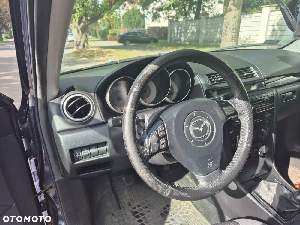 Mazda 3 - 7