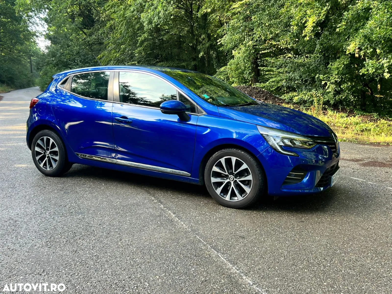 Renault Clio - 11