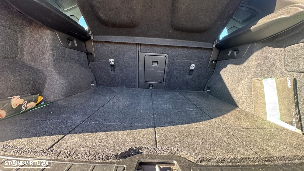 Volvo XC 40 Recharge Twin Plus - 12