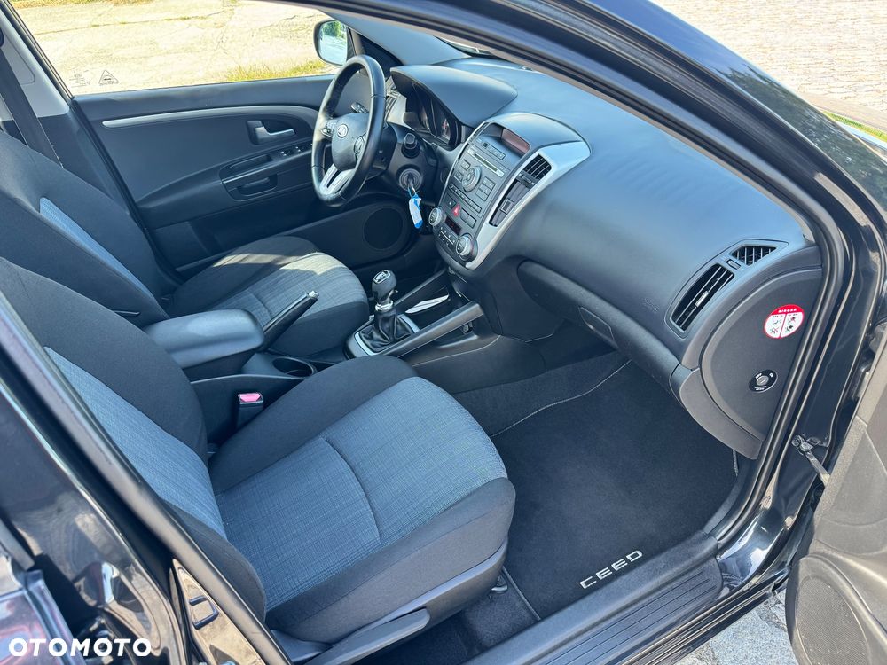 Kia Ceed 1.6 Crdi Optimum + - 21