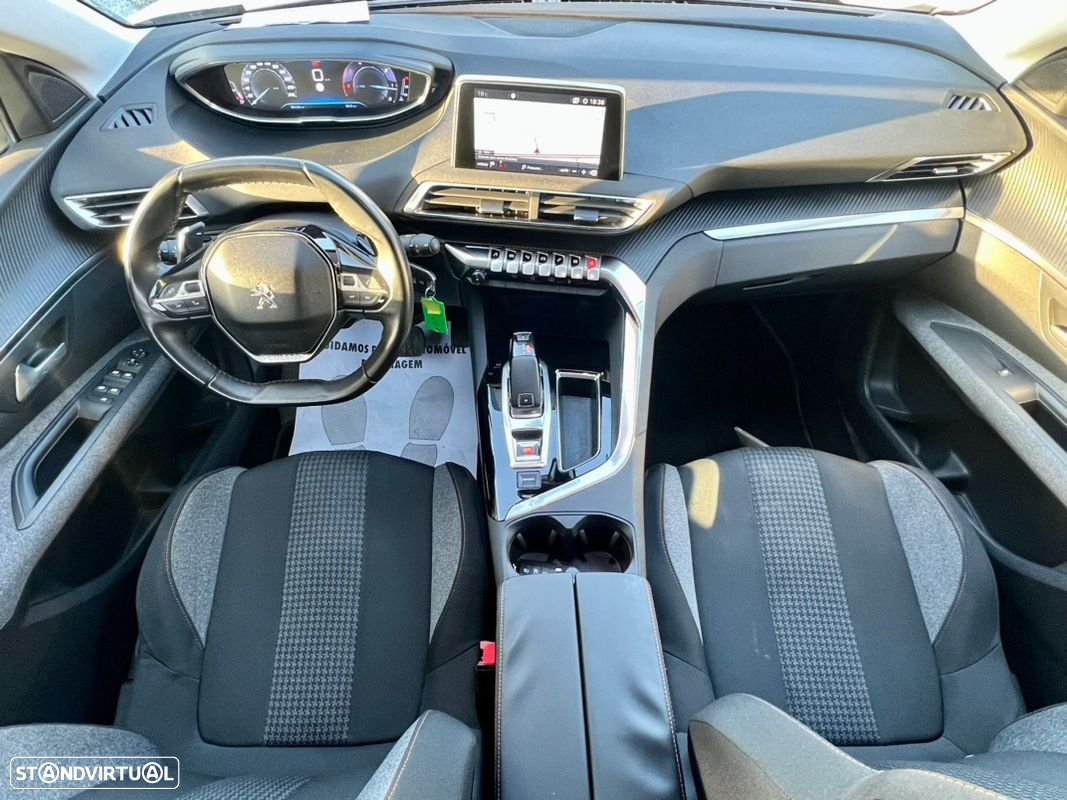 Peugeot 3008 1.6 HDi Active - 8