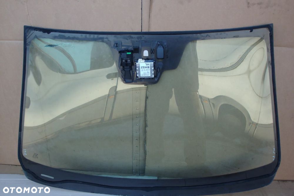 MAZDA 3 III BM 13-19 szyba przednia z czujnikami sedan - 2
