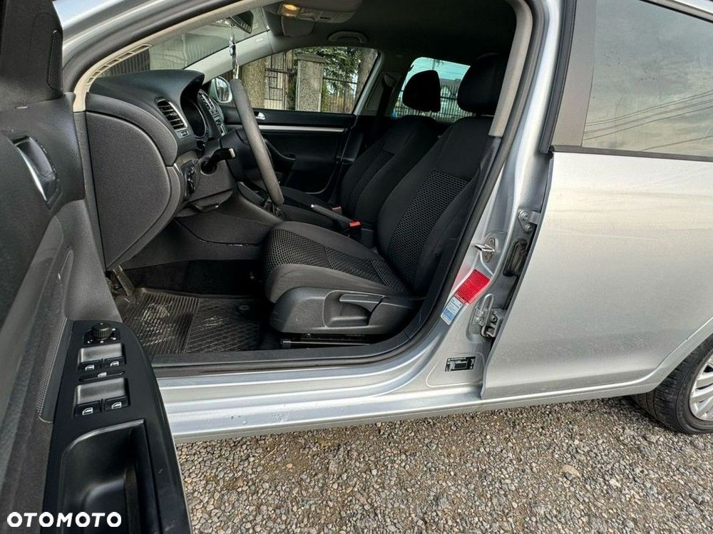 Volkswagen Golf Variant ver-vi-1-6-tdi-comfortline - 13