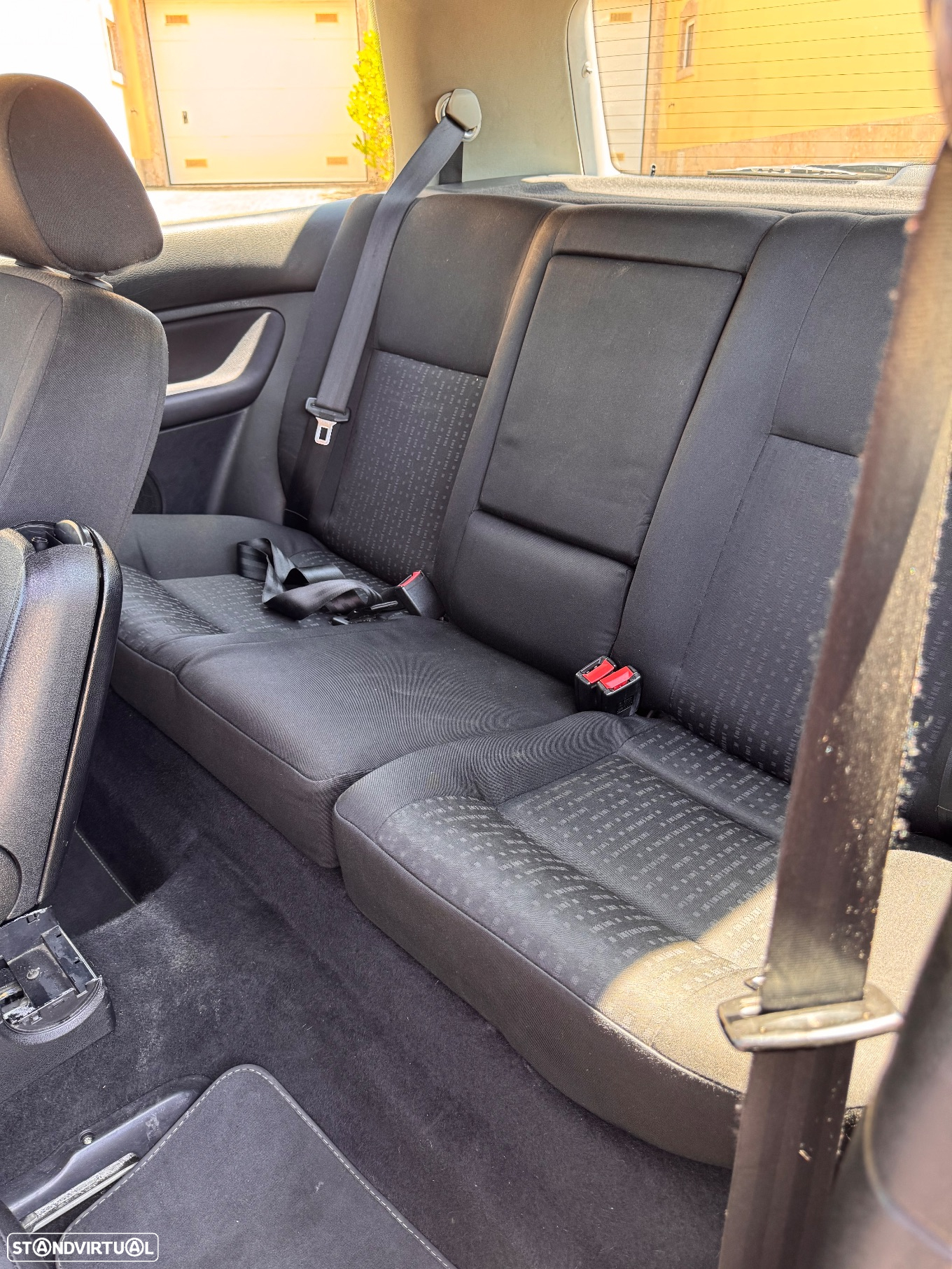VW Golf 1.9 TDi 25 Anos - 10