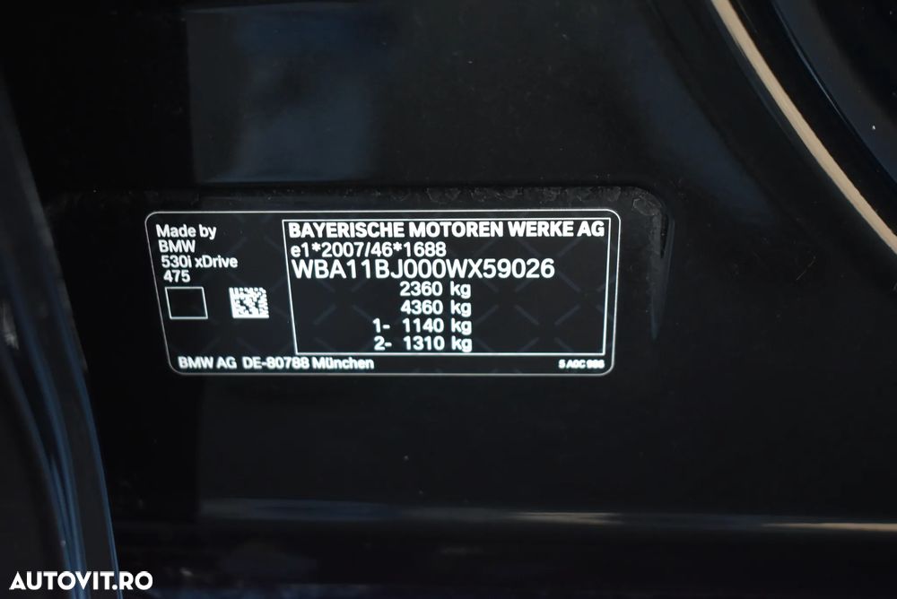 BMW Seria 5 530i xDrive AT MHEV - 30