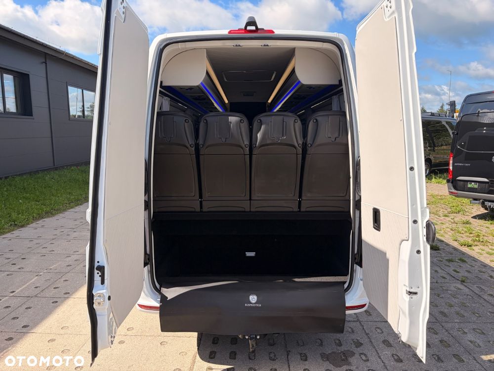 Mercedes-Benz Sprinter 519 - 13