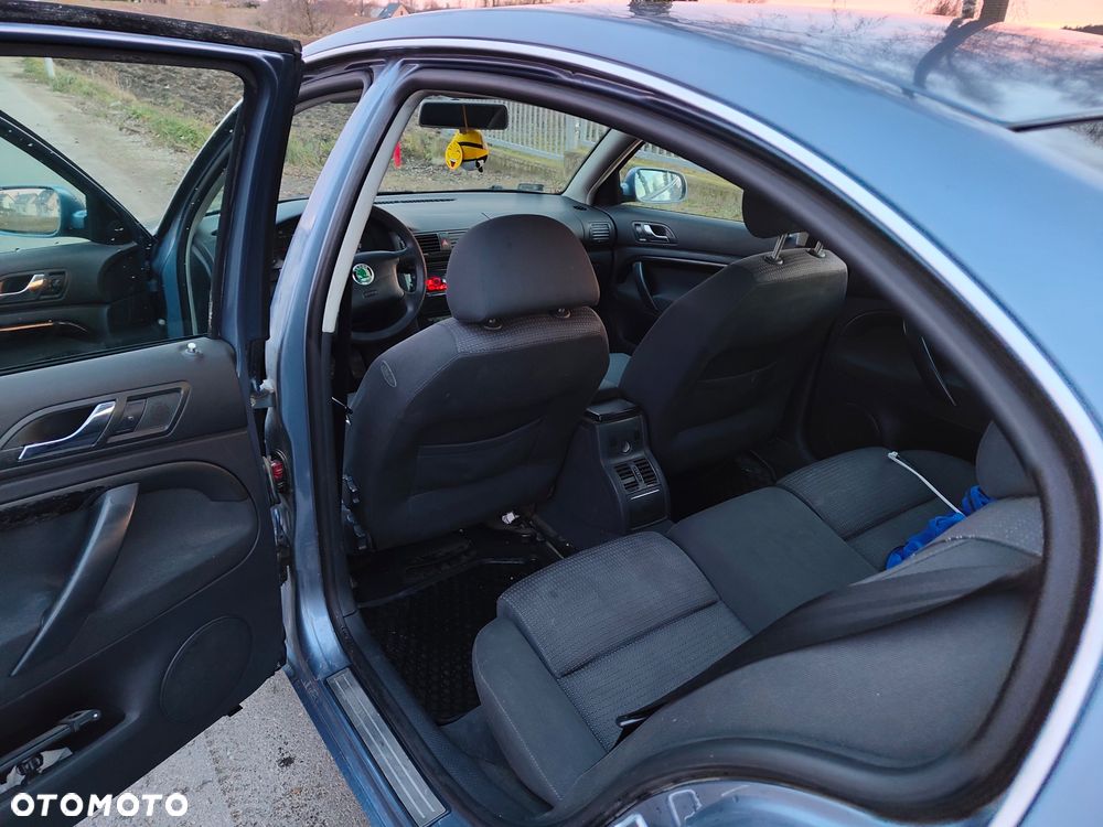 Skoda Superb 1.9 TDI Ambiente - 6