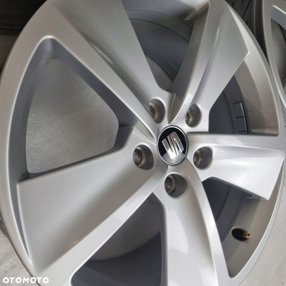 FELGI SEAT LEON ATECA SKODA VOLKSWGEN AUDI 7,5X17 17 ET51 5X112 57,1 - 11