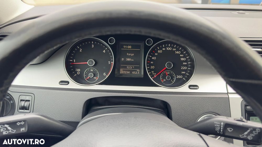 Volkswagen Passat Variant 2.0 TDI Comfortline DPF - 6