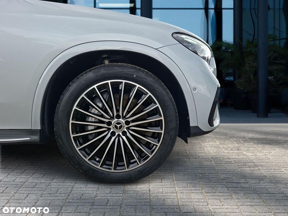 Mercedes-Benz GLC - 16