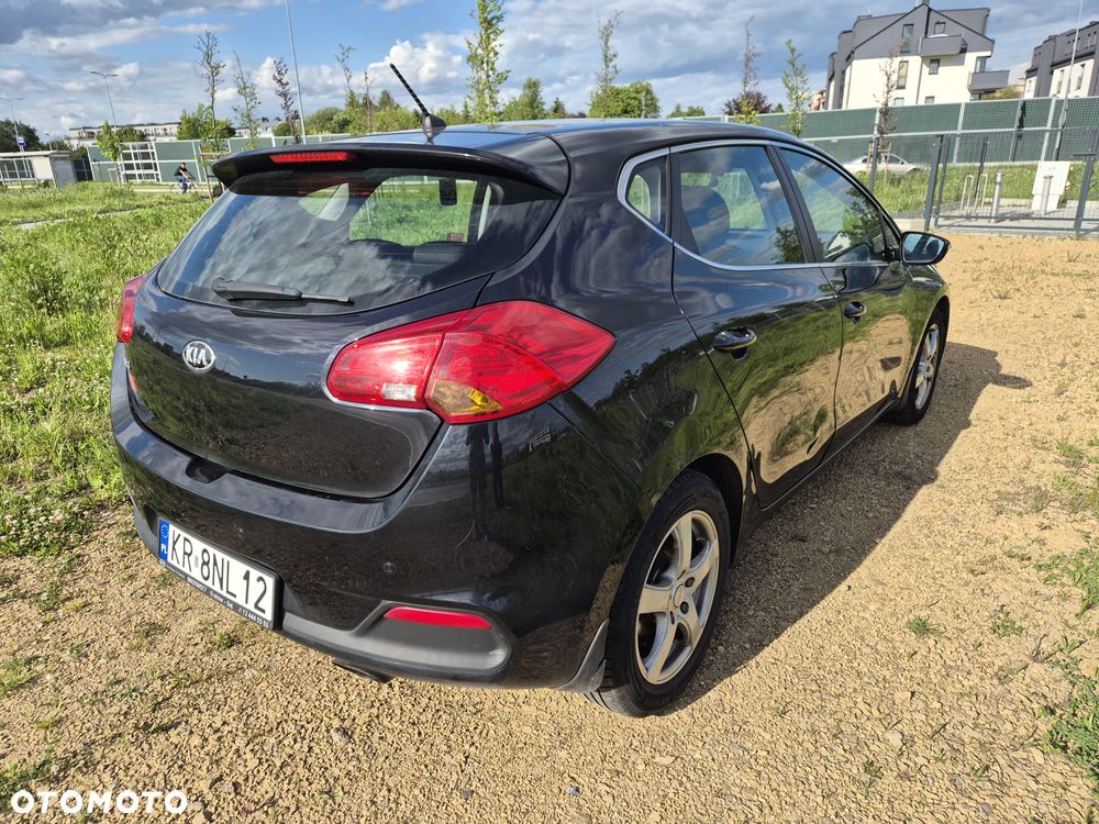 Kia Ceed 1.6 GDI L - 3