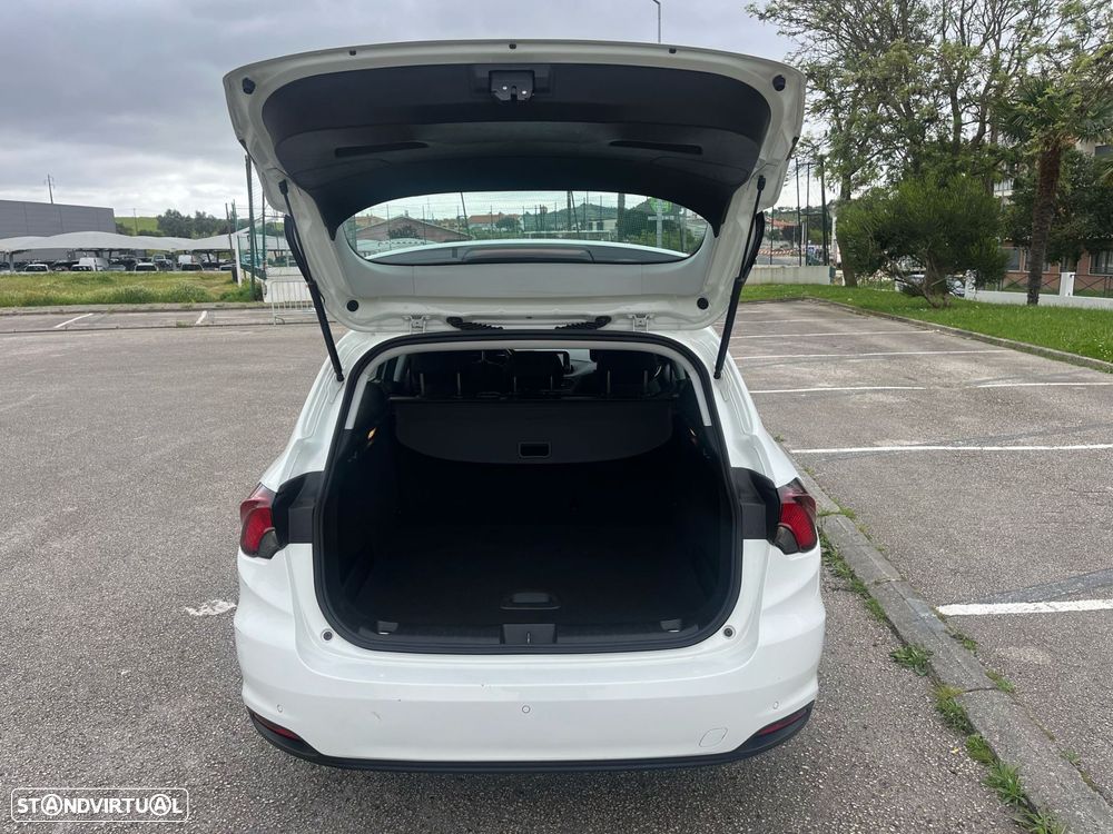 Fiat Tipo Station Wagon 1.3 M-Jet Lounge - 13