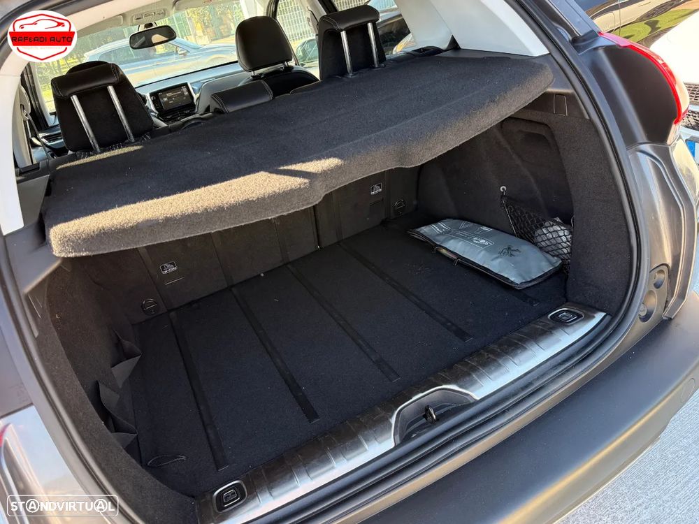 Peugeot 2008 1.6 e-HDi Allure - 24