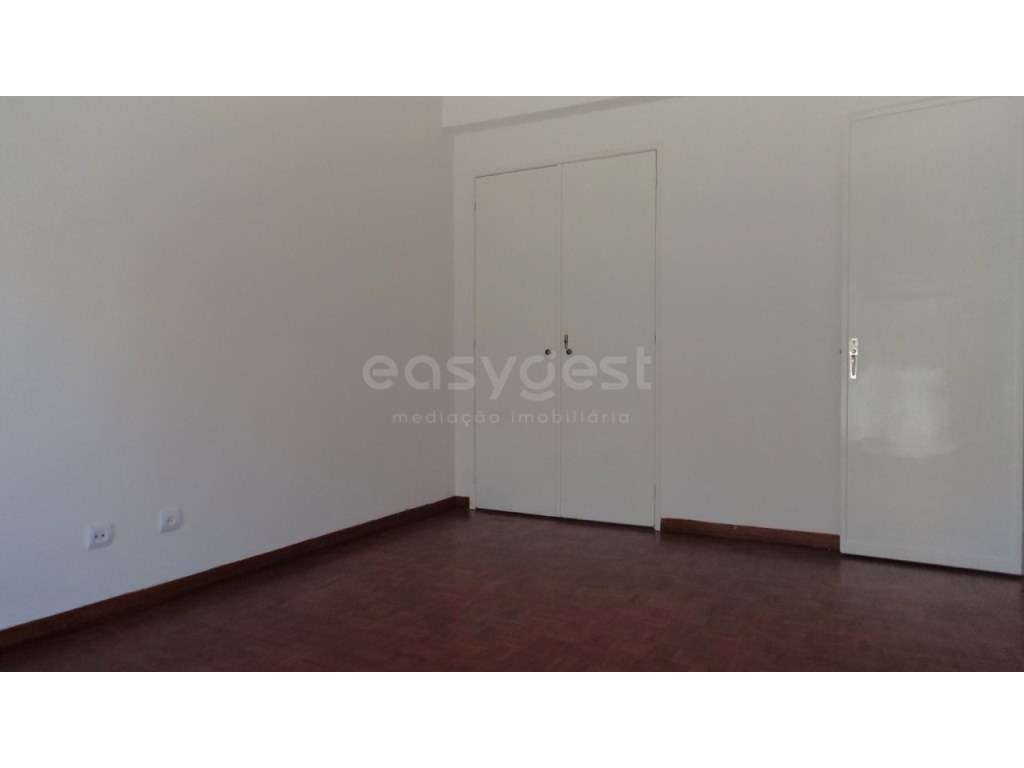 Apartamento T2 à Venda - Calçada de Carriche - Grande imagem: 4/14