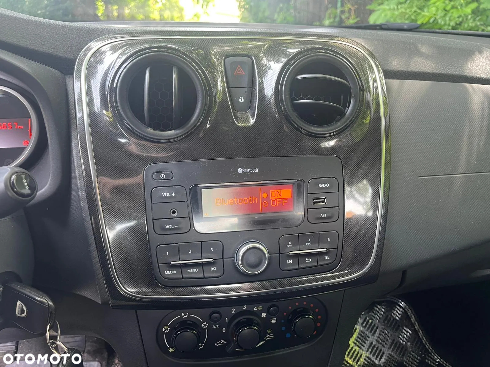 Dacia Sandero - 9