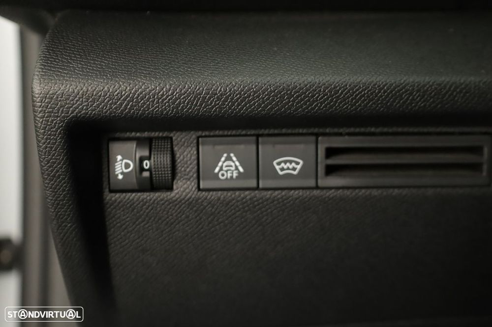 Citroën C4 1.2 PureTech Plus EAT8 - 19