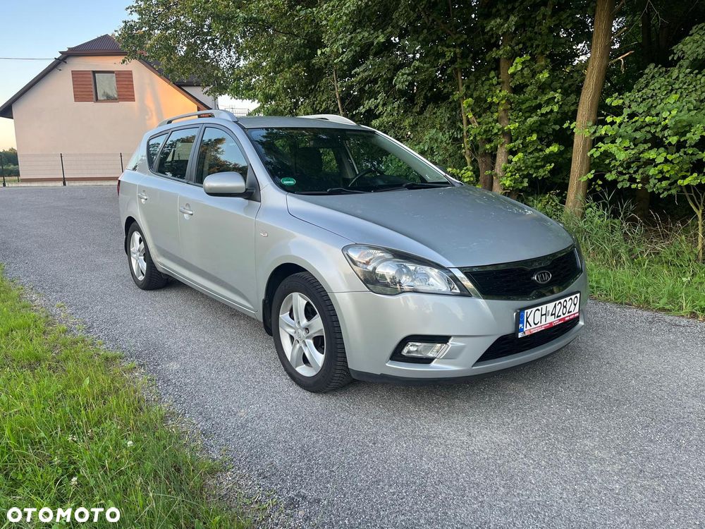Kia Ceed 1.6 CVVT ISG Spirit - 1