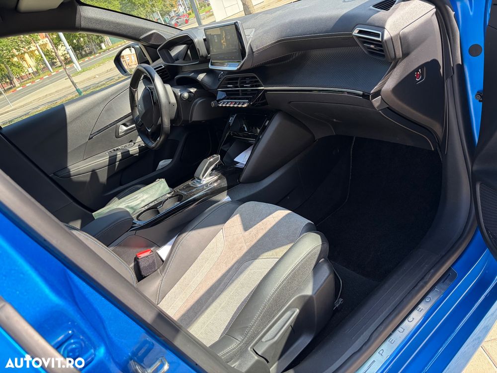 Peugeot 208 e-208 GT Pack - 21