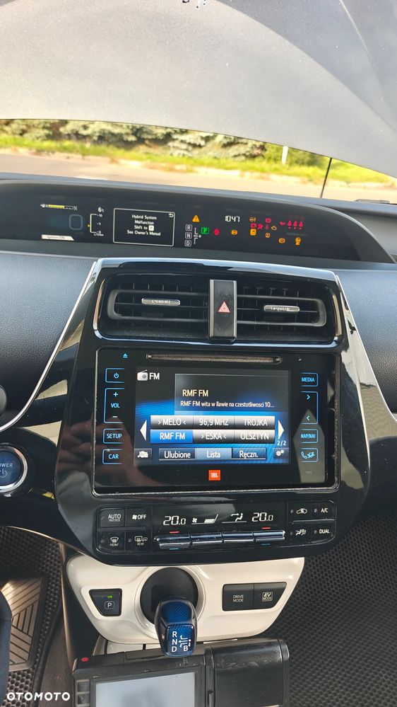 Toyota Prius - 12