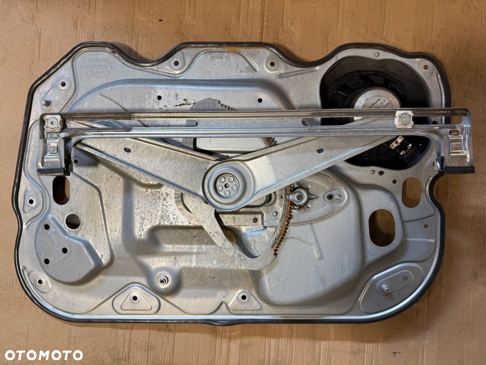 Podnośnik silniczek mechanizm szyby lewy przód Ford Kuga I OE - 5