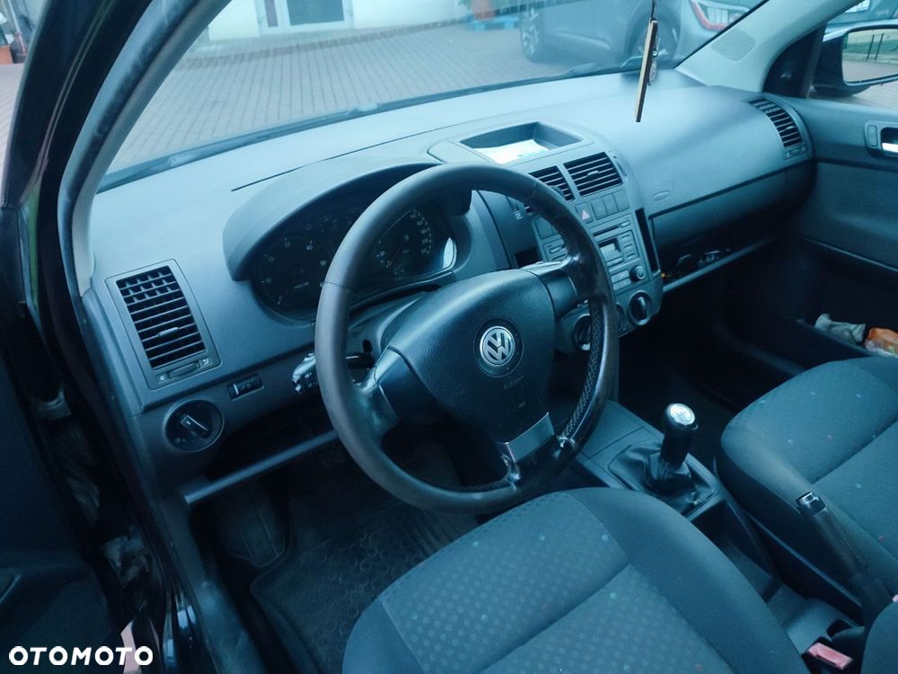 Volkswagen Polo 1.4 TDI Comfortline - 2