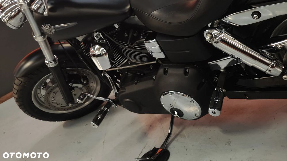Harley-Davidson Dyna Fat Bob - 34