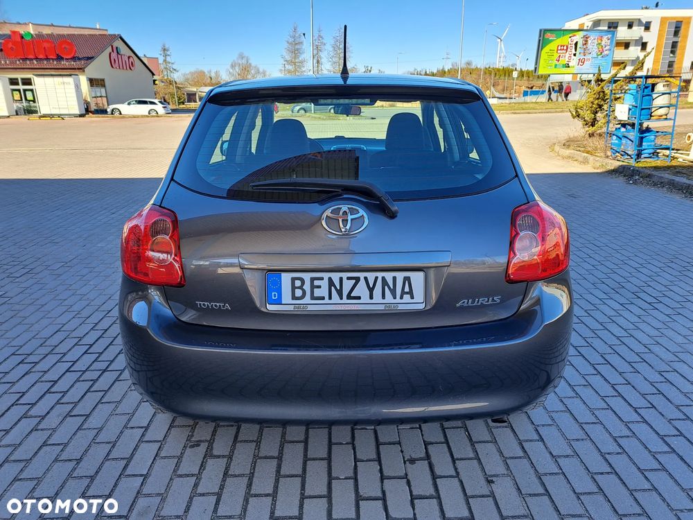 Toyota Auris - 9