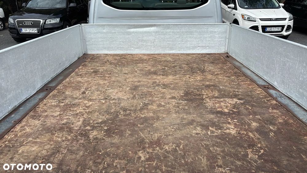 Volkswagen Transporter T5 - 8