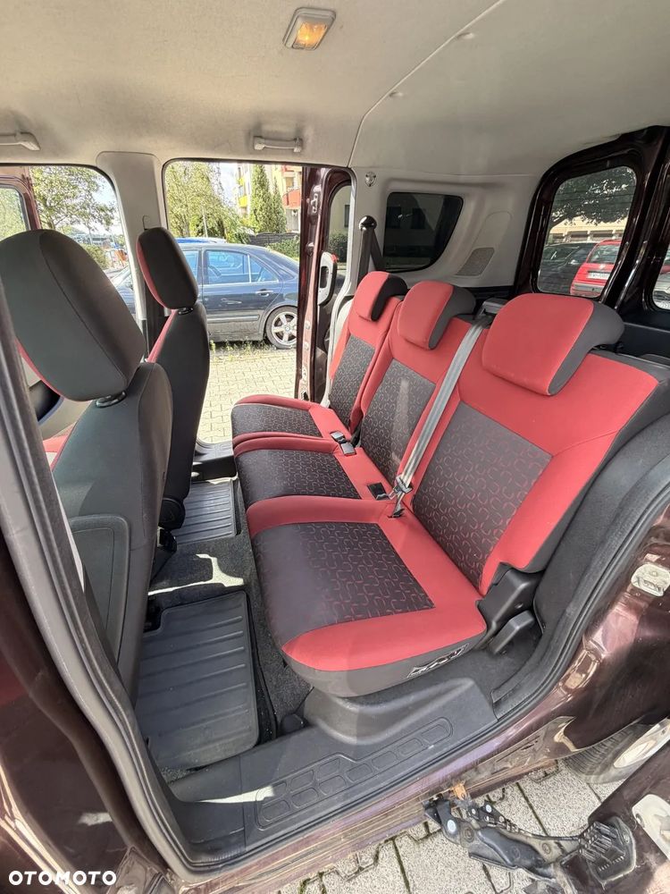 Fiat Doblo Dynamic - 17