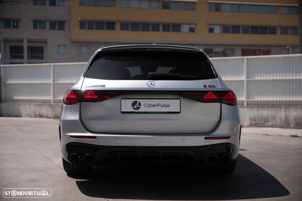 Mercedes-Benz E 53 AMG Hybrid 4Matic+ - 12