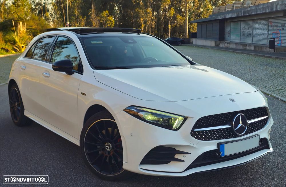 Mercedes-Benz A 250 e 8G-DCT AMG Line - 1