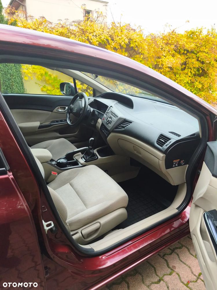 Honda Civic 2012 photo 4