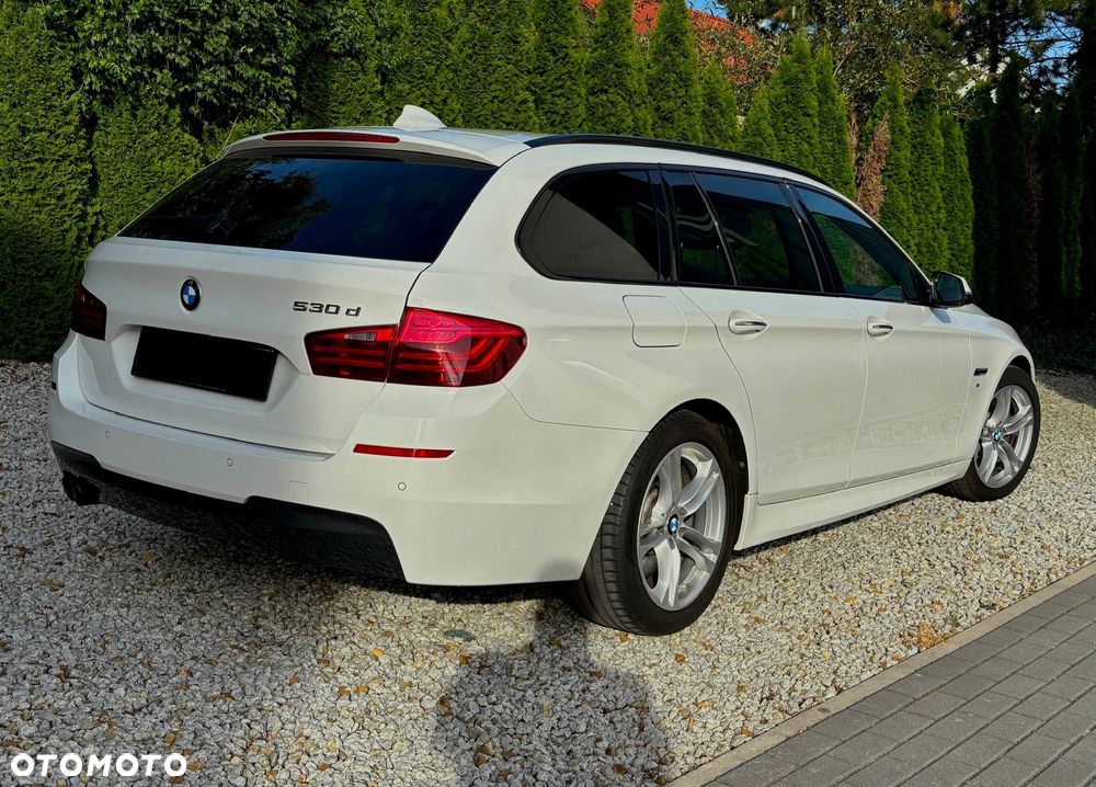 BMW Seria 5 530d Touring Blue Performance Sport-Aut - 24