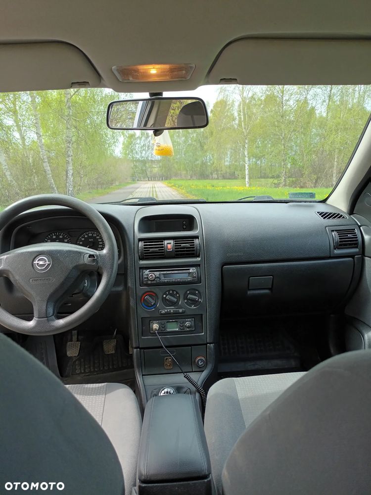 Opel Astra - 11