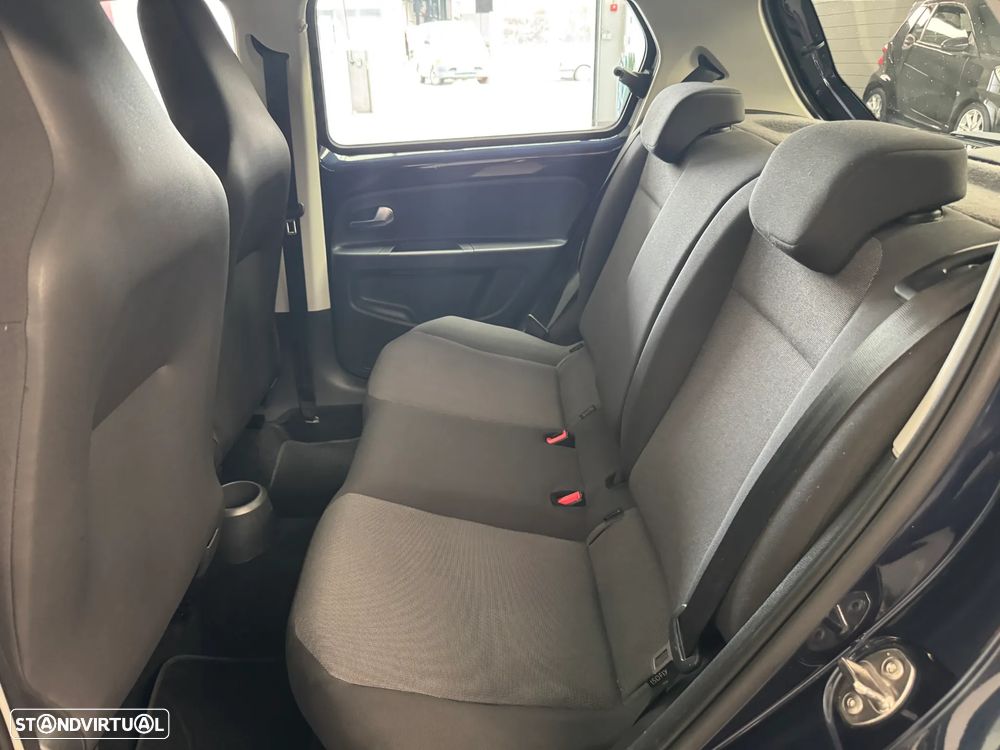 VW Up! BlueMotion club - 24
