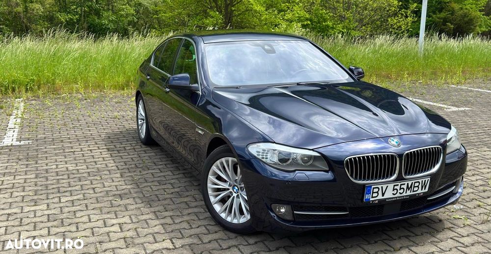 BMW Seria 5 525d xDrive Sport-Aut. - 2