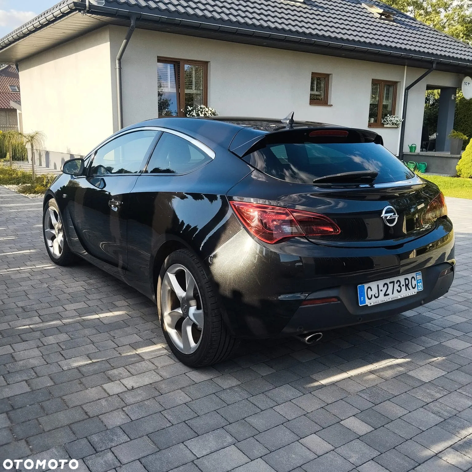 Opel Astra GTC 1.4 Turbo - 3