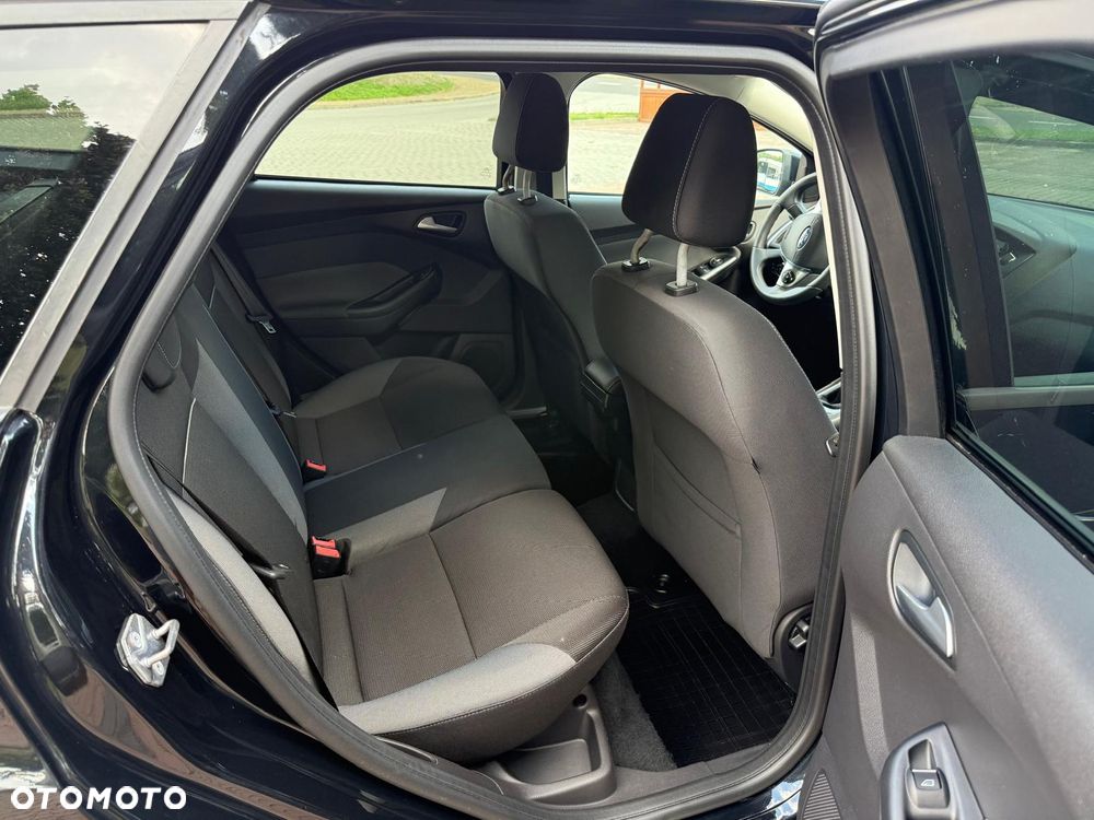 Ford Focus 1.0 EcoBoost Trend - 18