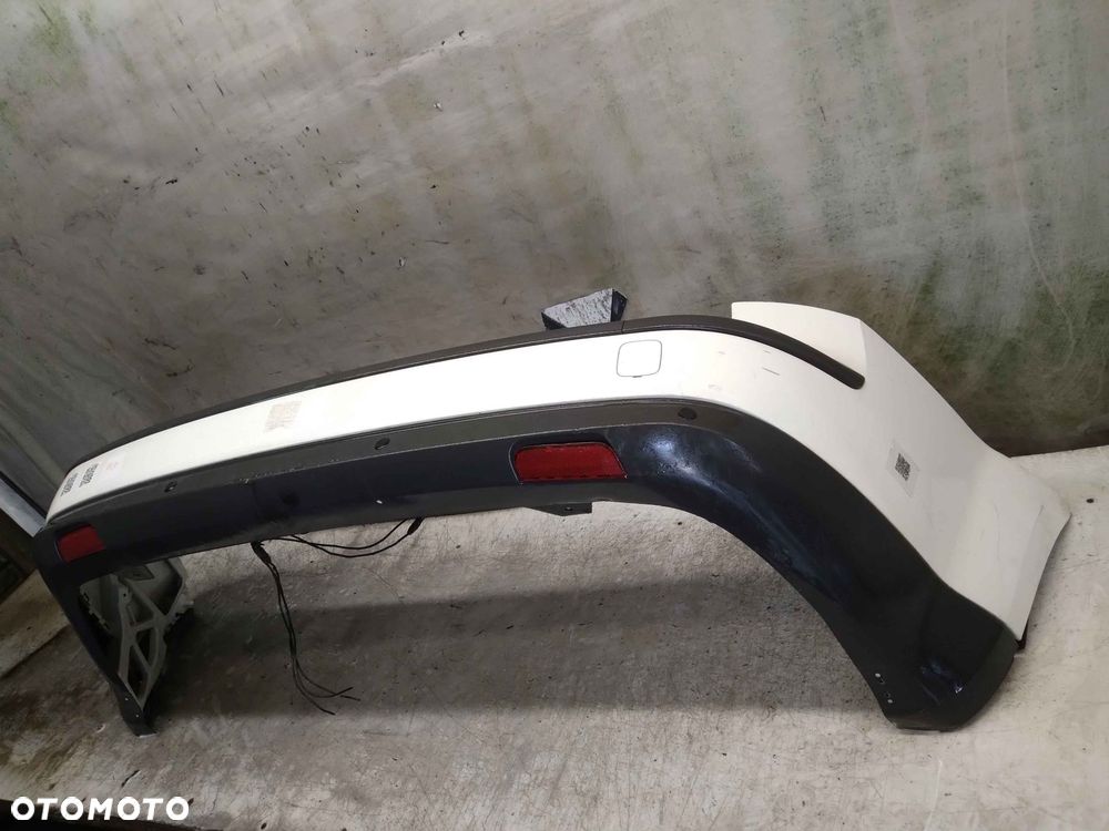 ^ ZDERZAK TYŁ TYLNY FORD FOCUS MK.2 2 II KOMBI BIAŁY PDC CZUJNIKI - 3