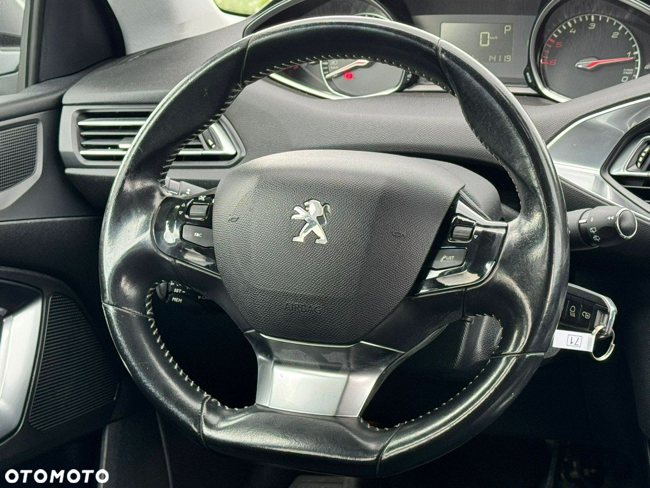 Peugeot 308 BlueHDi FAP 120 EAT6 Stop & Start Active - 22