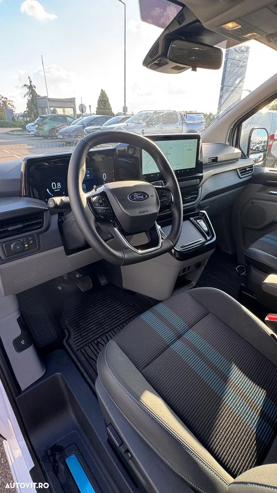 Ford Tourneo - 15
