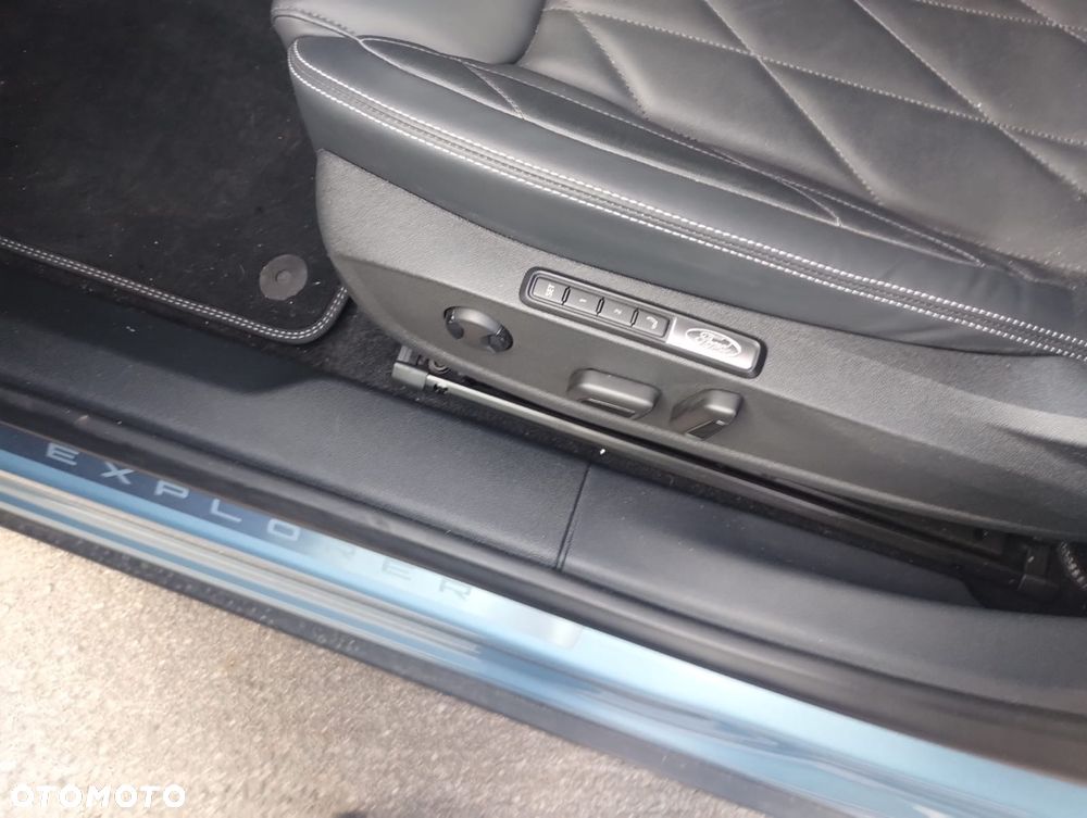 Ford Explorer Elektromotor mit Extended Range RWD 77kWh Premium - 16