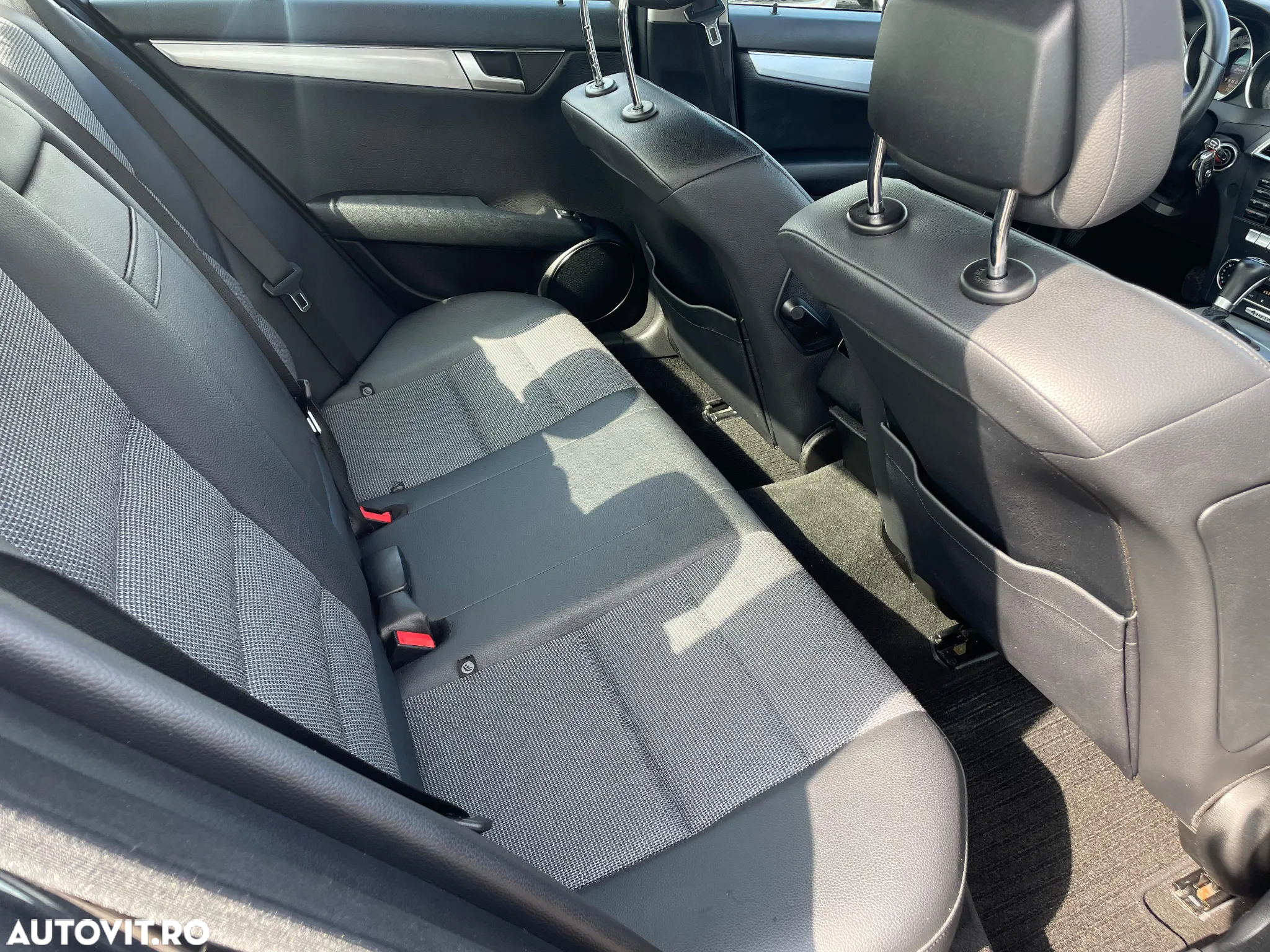 Mercedes-Benz C 250 (BlueTEC) d 4Matic T 7G-TRONIC Exclusive - 20