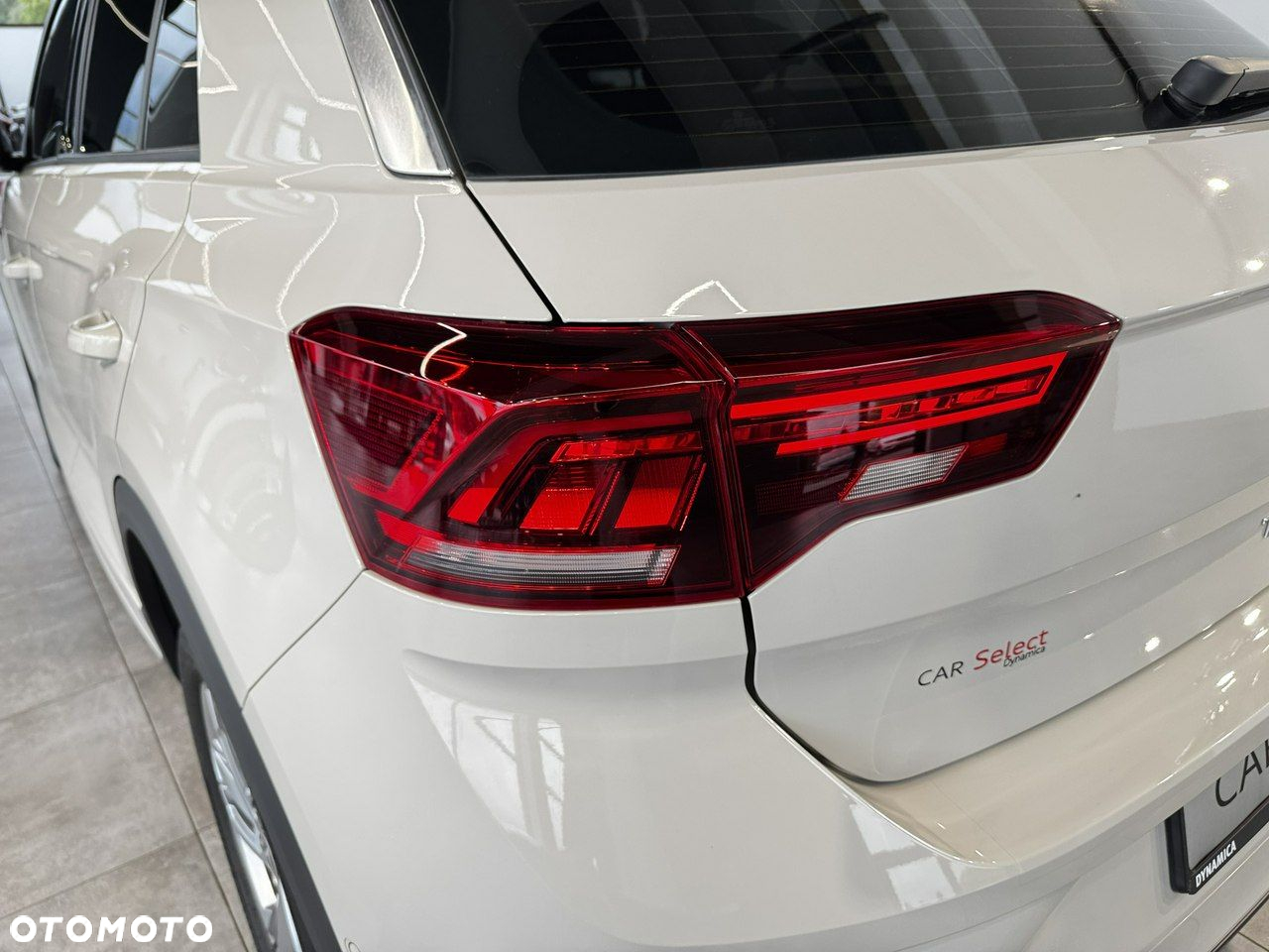 Volkswagen T-Roc - 12