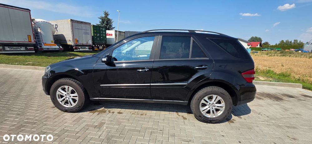 Mercedes-Benz ML - 8