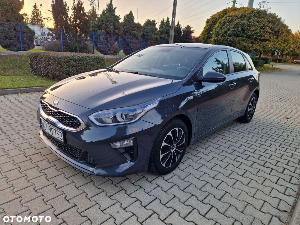 Kia Ceed - 8