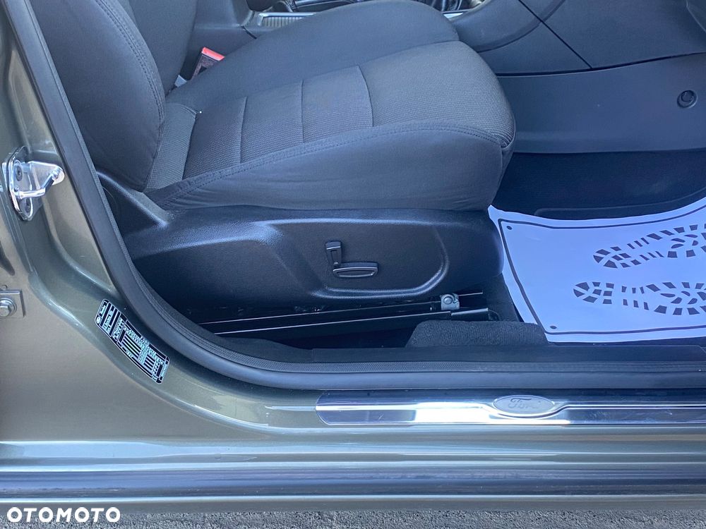 Ford Mondeo 2.0 TDCi Titanium - 33