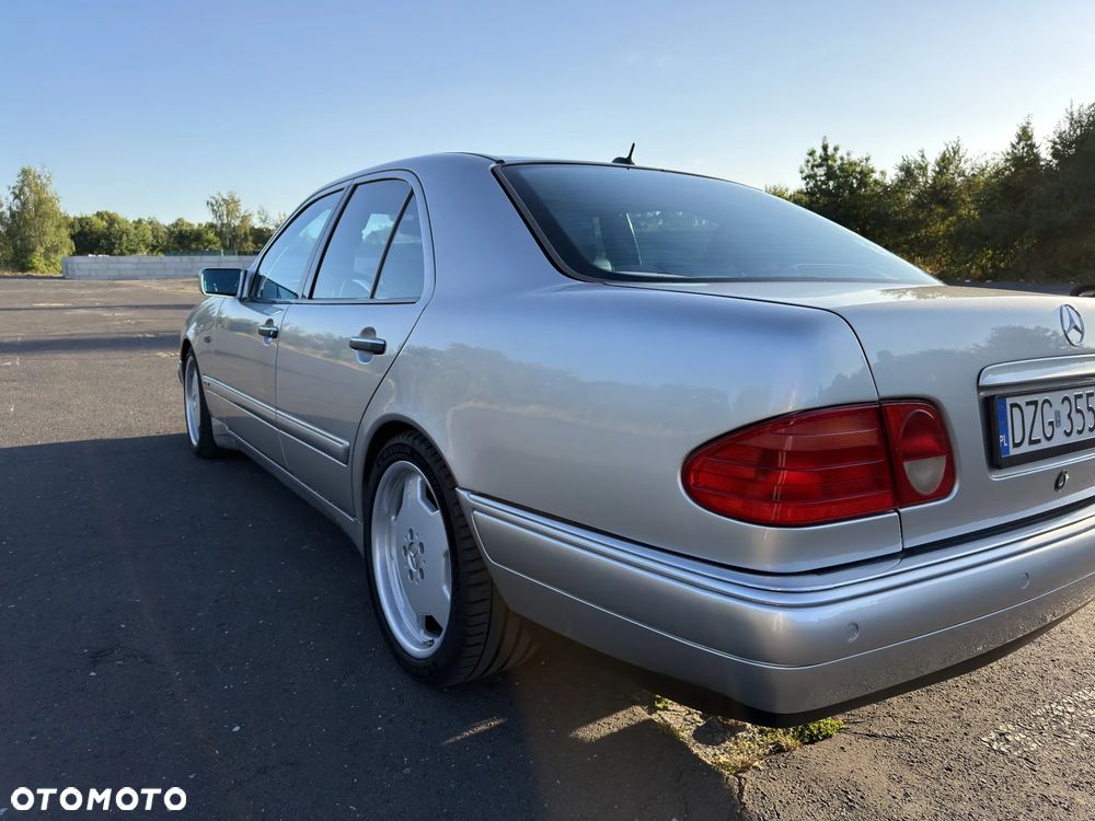 Mercedes-Benz Klasa E 430 T Avantgarde - 5